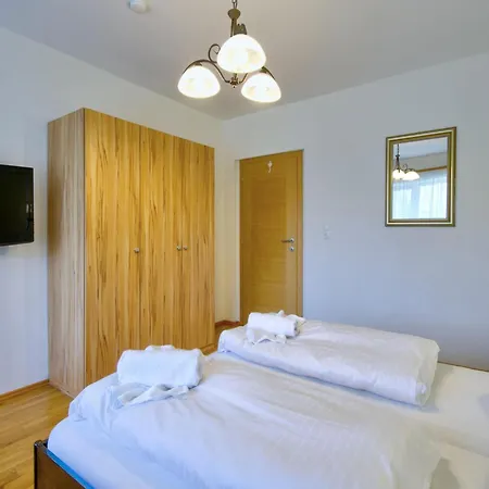 Wildschoenau Alpine Vicky Apartment, Cleaning Included * Niederau